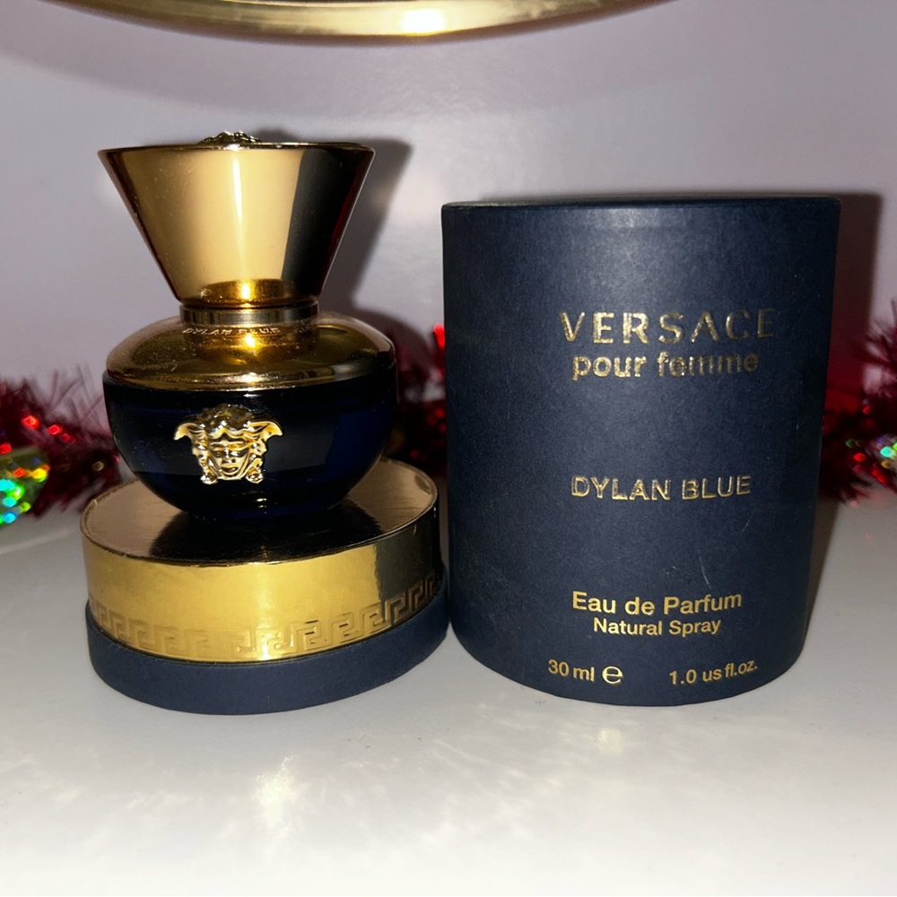Versace Dylan Blue Woman’s Perfume